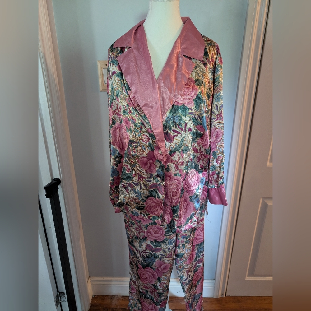 Vintage Potpourri Floral Pajama Set M